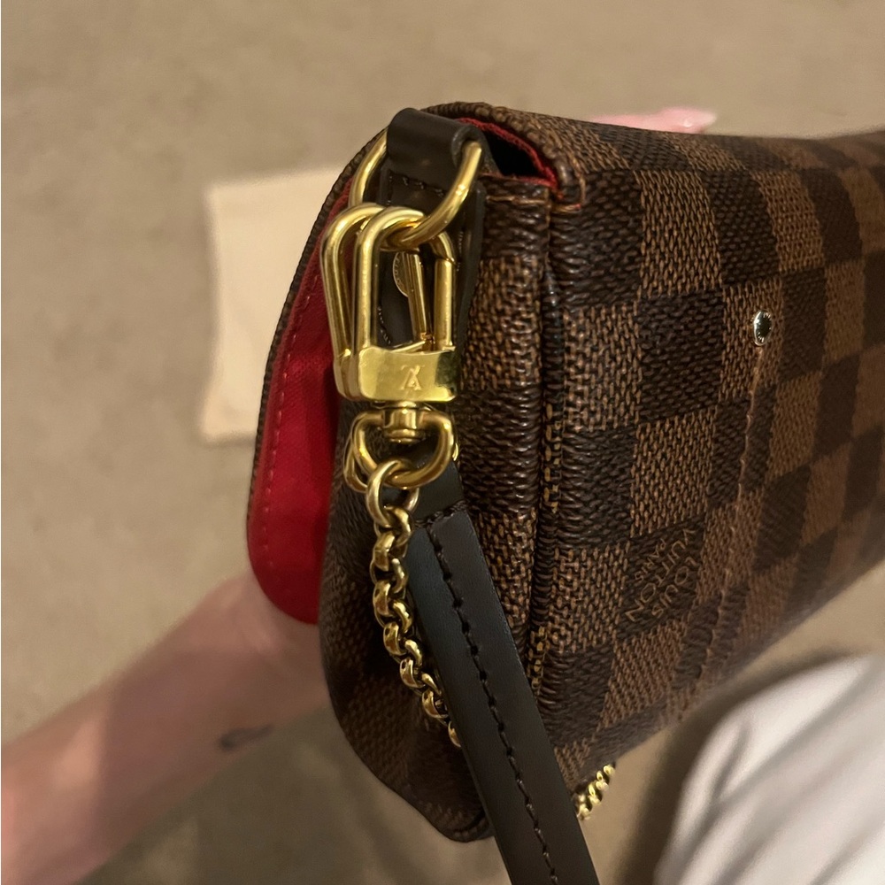 Amazing Condition Louis Vuitton Damier Ebene Favorite PM Discontinued - Picture 10 of 13